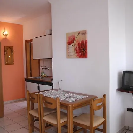 Apartmanhotel Mediterrane Nea Iraklitsa